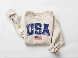 Retro USA Flag Sweatshirt, 4th of July, Womens USA Sweatshirt, Patriotic Sweatshirt, American Flag Sweatshirt, America Sweatshirt, 4th of July Sweatshirt - LORA ATCHER
