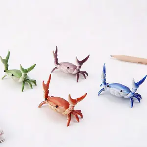 Realistic Crab Shape Pen Holder, 1pcs Creative Cute Desktop Pen Holder, Funny Desktop Decor for Home Office, Unique Gift, Desk Accessories Stationery