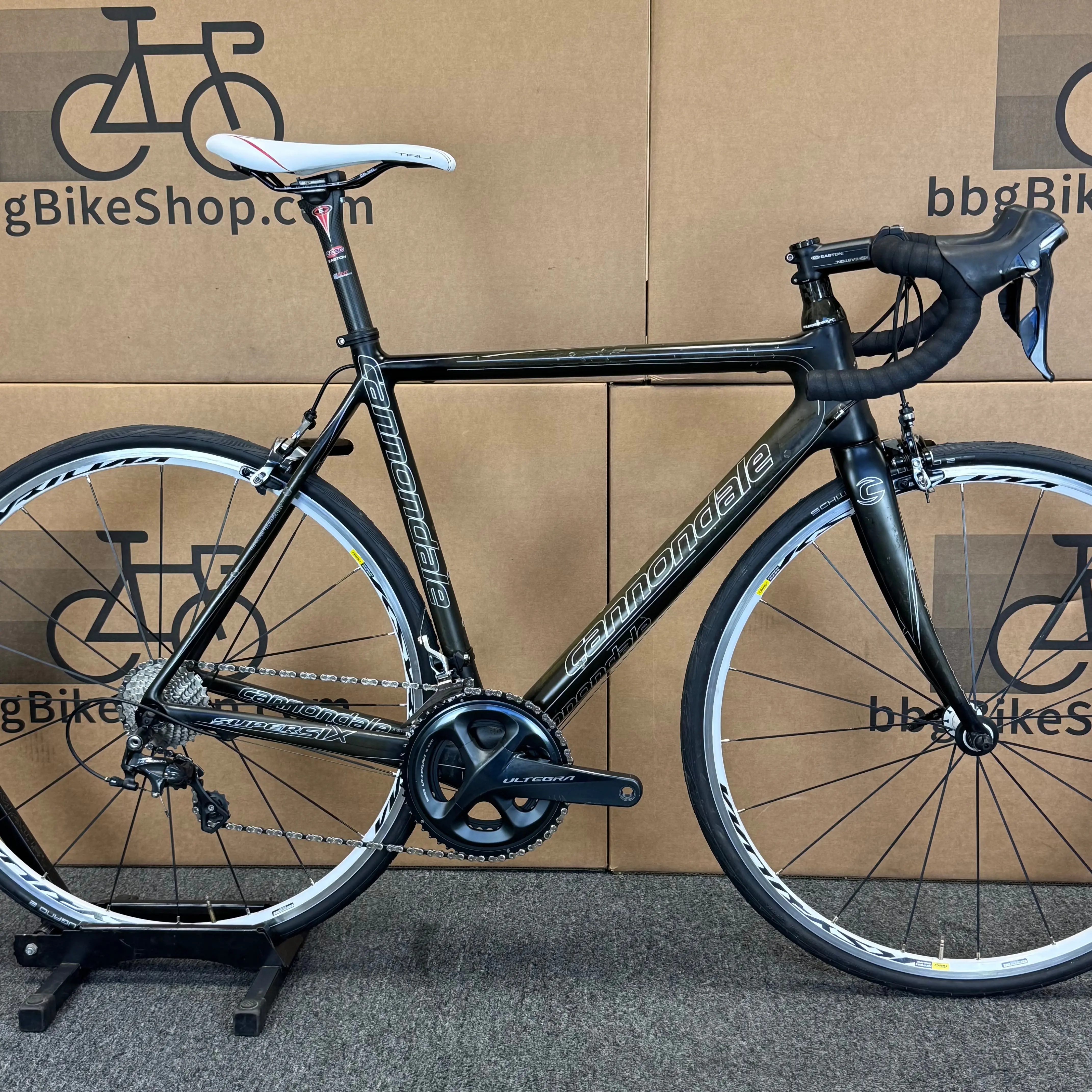 Used Cannondale Supersix, 11-speed Ultegra Carbon Road Bike-2011, 54cm