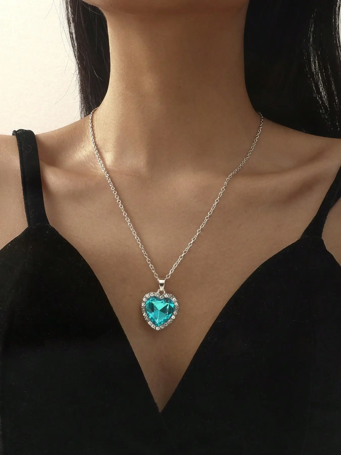 Titanic Heart Necklace, Classic Ocean Jewelry, Hot Selling Gemstone Pendant, Elegant Women's Accessory, Titanic Theme Gift
