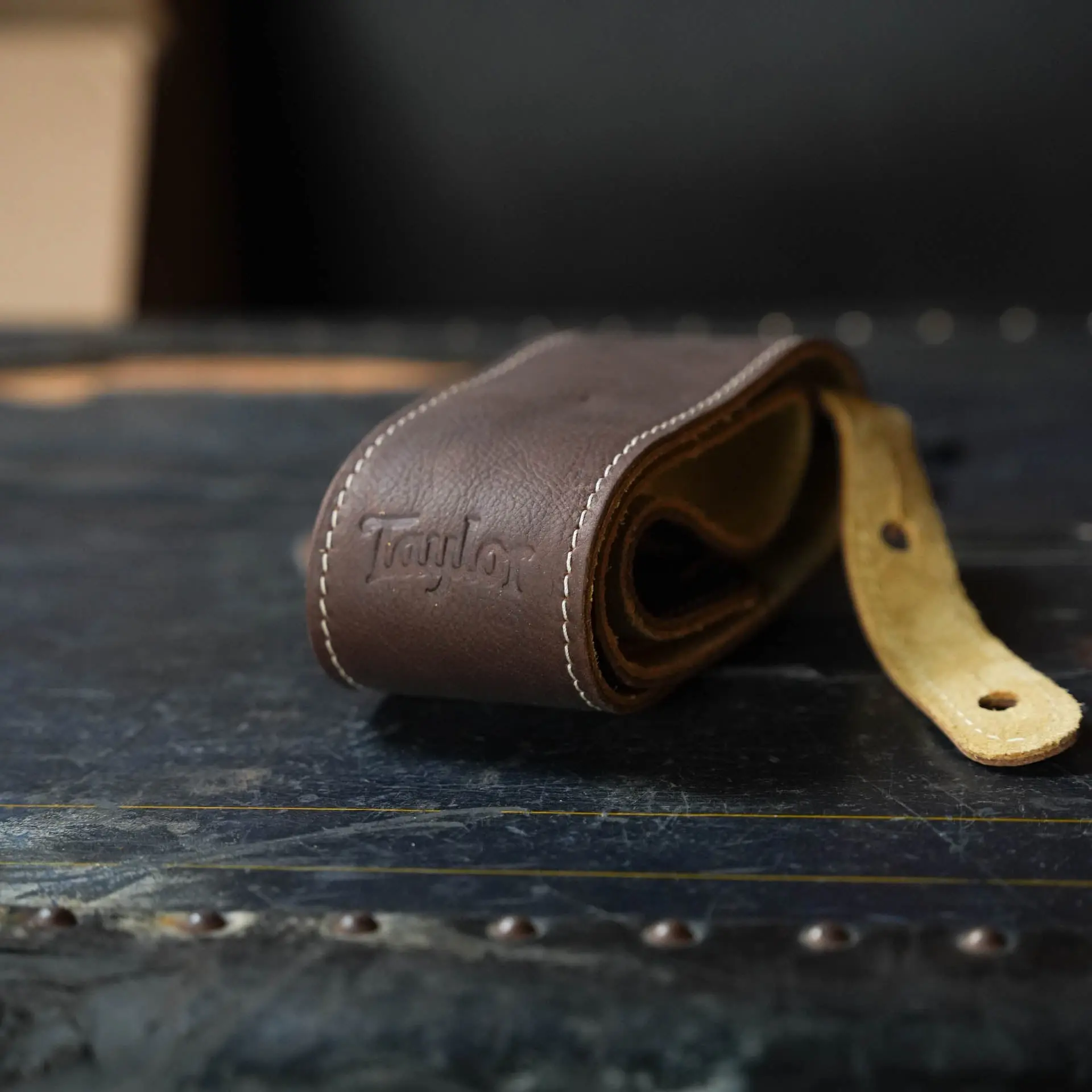Taylor 2.5" Leather Guitar Strap, Suede Back, Chocolate Brown