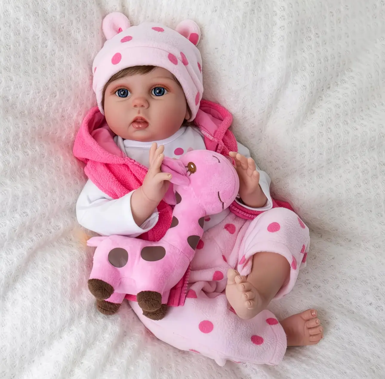 20 Inch 50cm Lifelike Sleeping Reborn Baby Doll, Real Soft Vinyl Newborn Girl Doll with Pink Polka Dot Outfit & Giraffe Plush Toy, Handmade Realistic Collectible Toy Gift for Kids Birthday Christmas