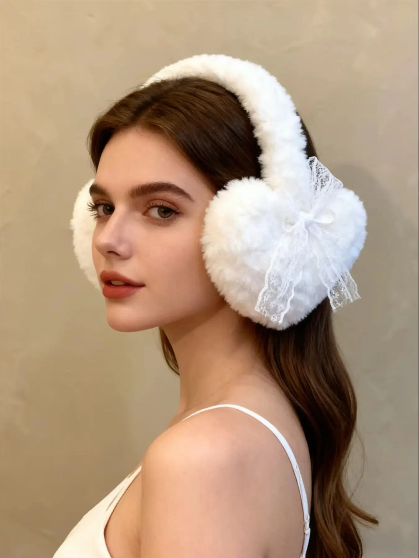 Winter Ear Muffs with Sweet Lace Bow, Fleece Ear Warmers for Ear Protection, Cycling Students' Cold-Proof Ear Covers, Heart-Shaped Ear Warmers, Ear Protectors