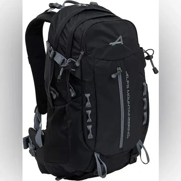 ALPS Mountaineering Solitude 24 Backpack – Black/Gray – 24L – Hiking, Travel, Daypack
