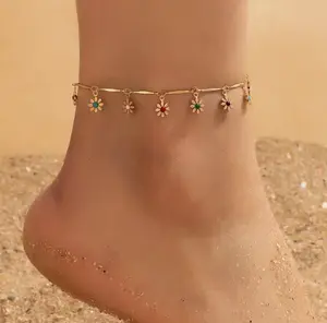 A Stylish And Trendy Minimalist Beach-Themed Geometric Alloy Colorful Flower Tassel Pendant Women'S Single-Layer Anklet.