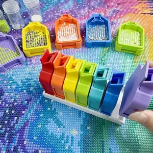 Diamond Painting Baby Trays Set, Collectible Ornament with Storage Base, 7-Piece Mini Diamond Art Trays with Lids, Ideal Gift for Diamond Painting Lovers, Diamond Art Tools