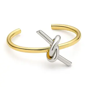 Vale & Veil — Paris | Souverain Knot Cuff | Two-Tone Sculptural Cuff Bracelet