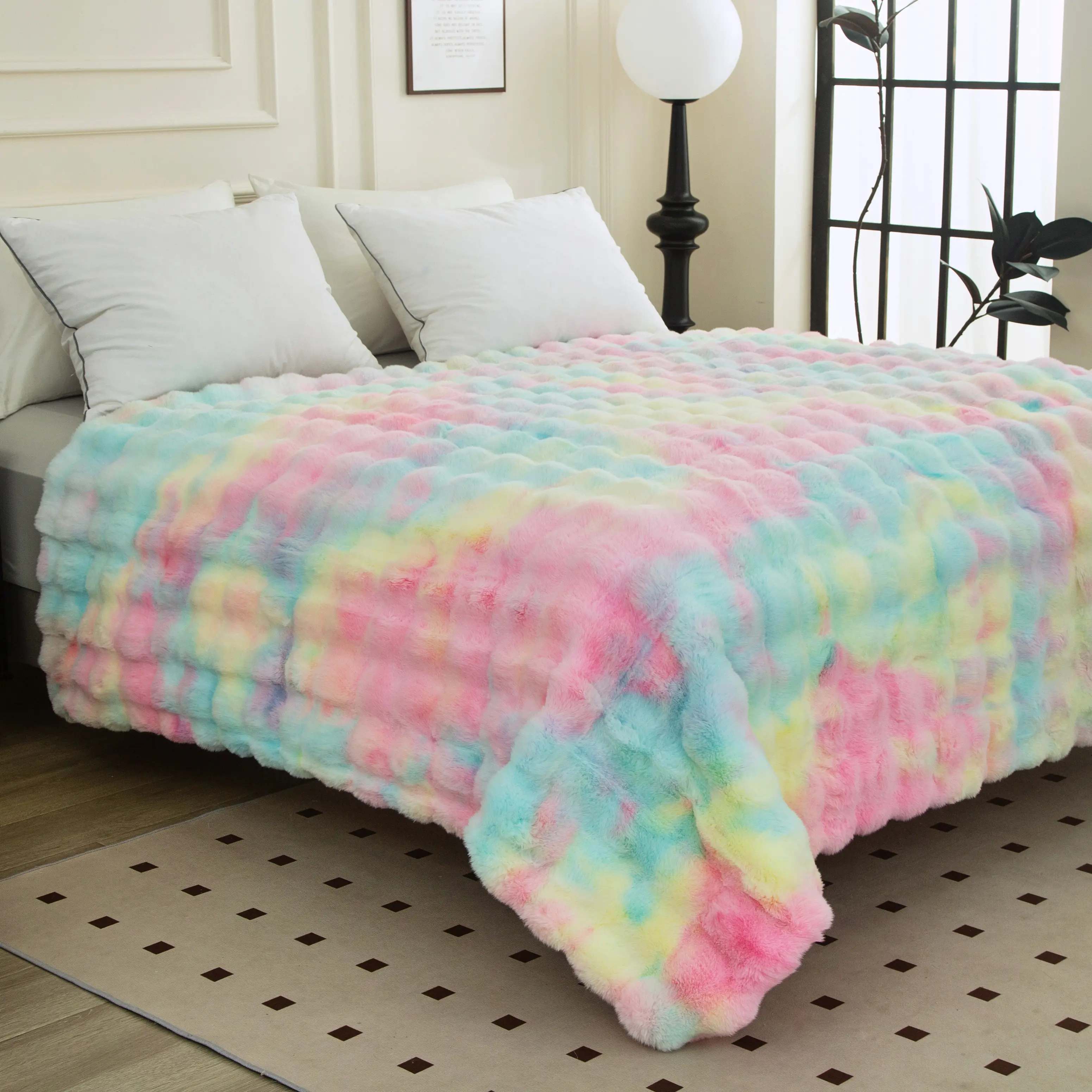 Homyo Soft Plush Blanket, Cozy Faux Fur Style Throw Blanket for Couch, Sofa, Bed and Bedroom, 50"x60" and 60"x80"