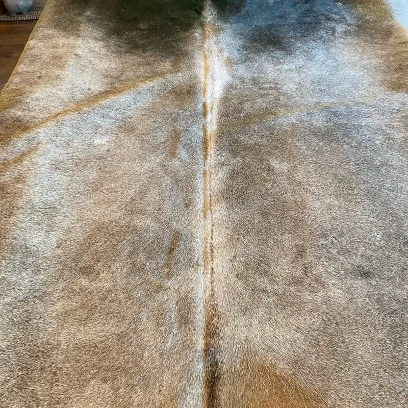 Natural Cowhide Rug, Handcrafted Animal Skin Floor Covering for Living Room, Bedroom Decor