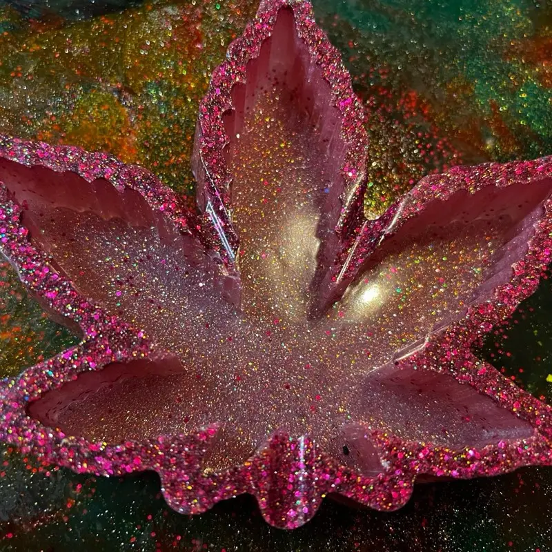 Pink Glitter Ashtray - Sparkly Pink Decorative Ashtray with Glitter Accents