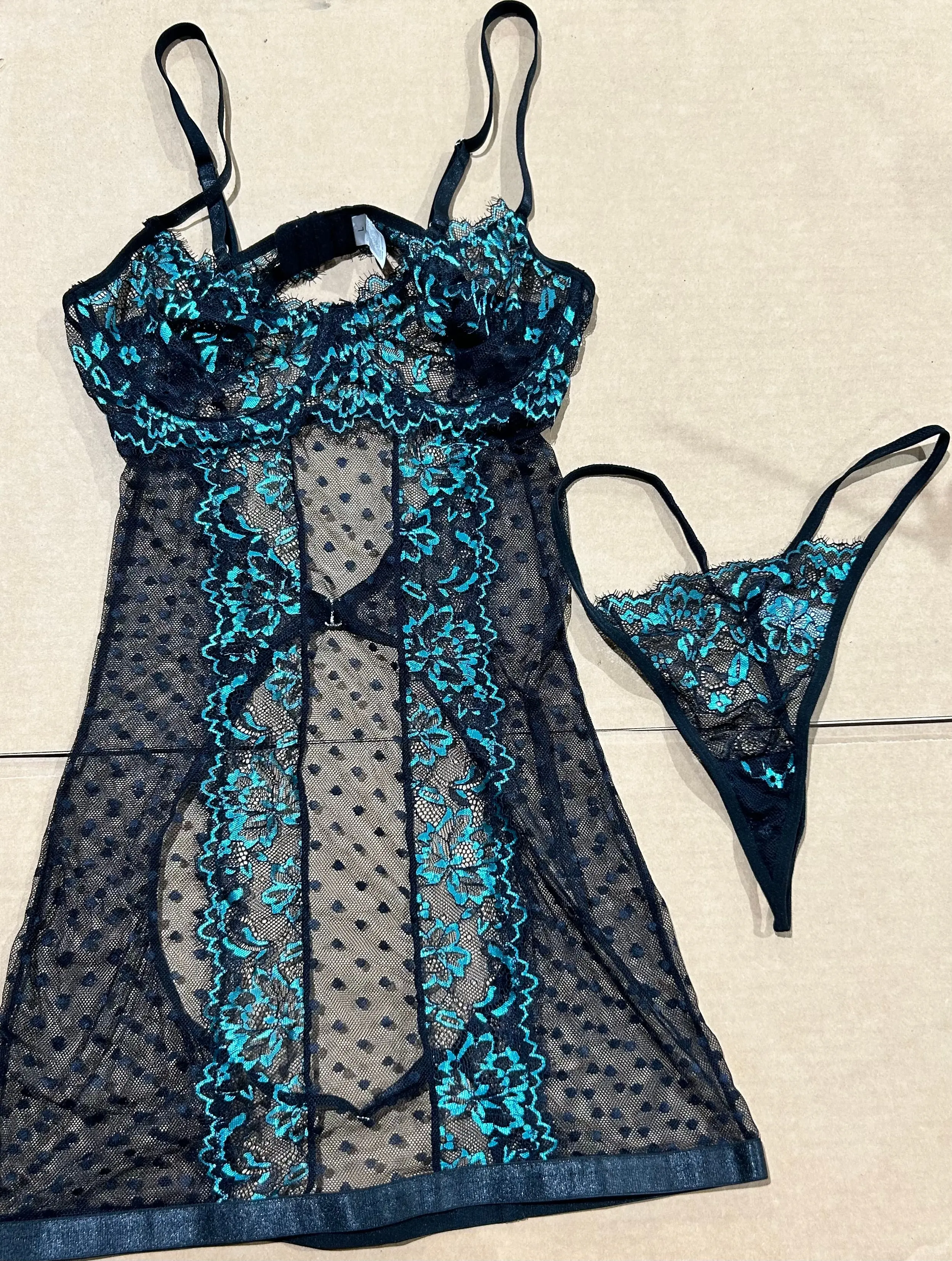 Black and Teal Sheer Lace Babydoll Lingerie Set w/ Thong, Size L (new)