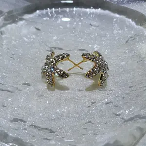 Starfish Shaped Costume Earrings, Fashion Accessory for Daily Wear