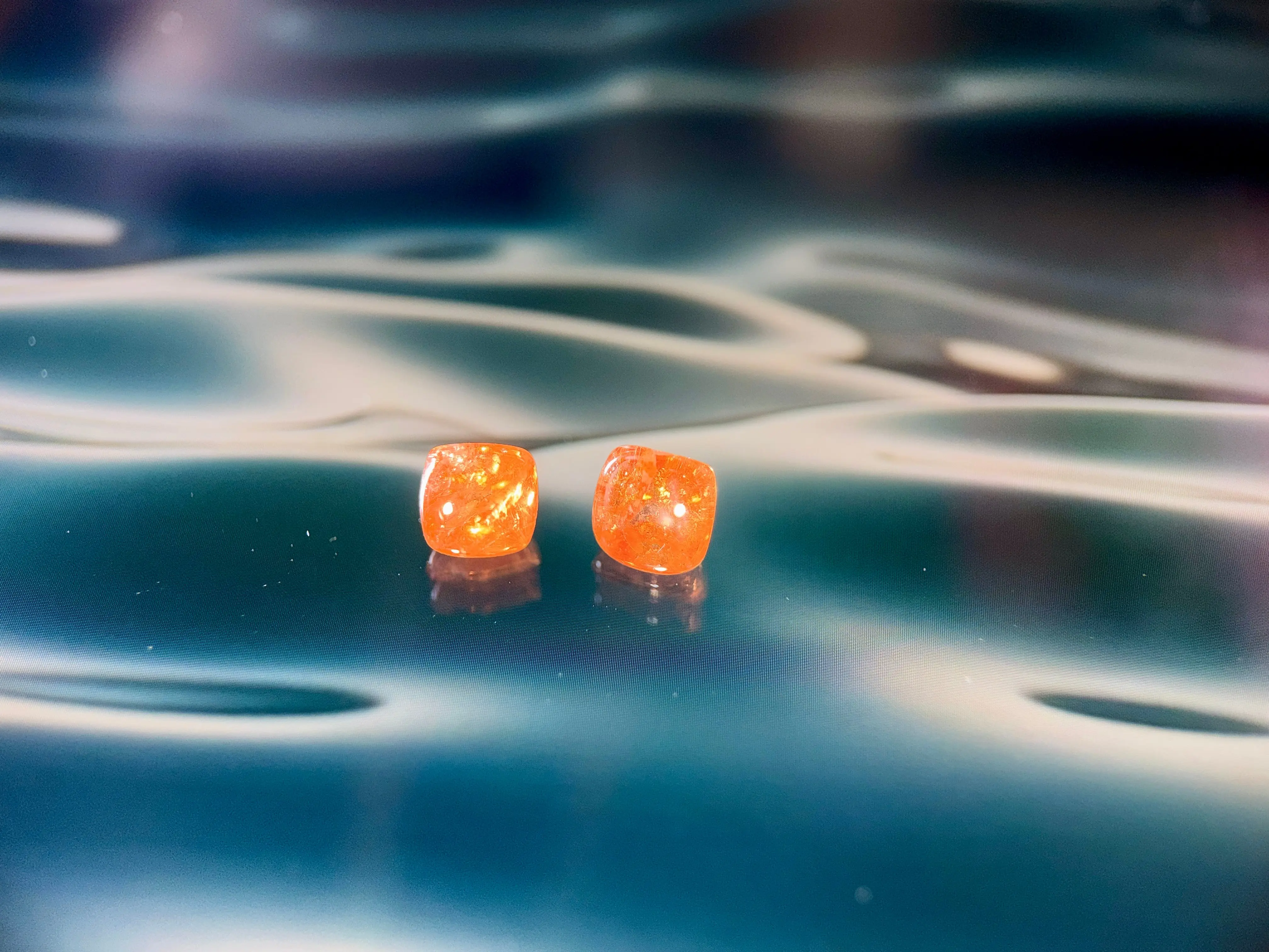 Natural Spessartite Garnet Gemstone - 3.94ct, Large Size 10x8mm Oval Shape, Majestic Mandarin Orange, Untreated, Natural Look (WAV51)