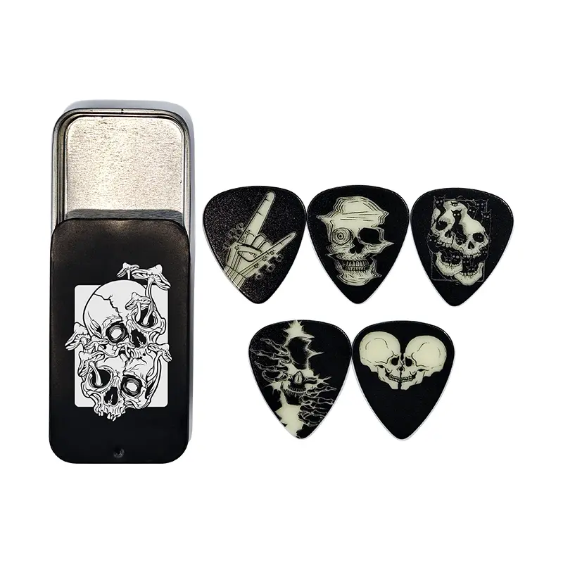 Guitar Picks Set, Glow-In-The-Dark Rock Skull Design Personal Style, Celluloid Material, Non-Slip Thickness 0.71mm, 5-Piece Pack for Pop/fingerstyle Guitarists Musicians, Musical Accessories
