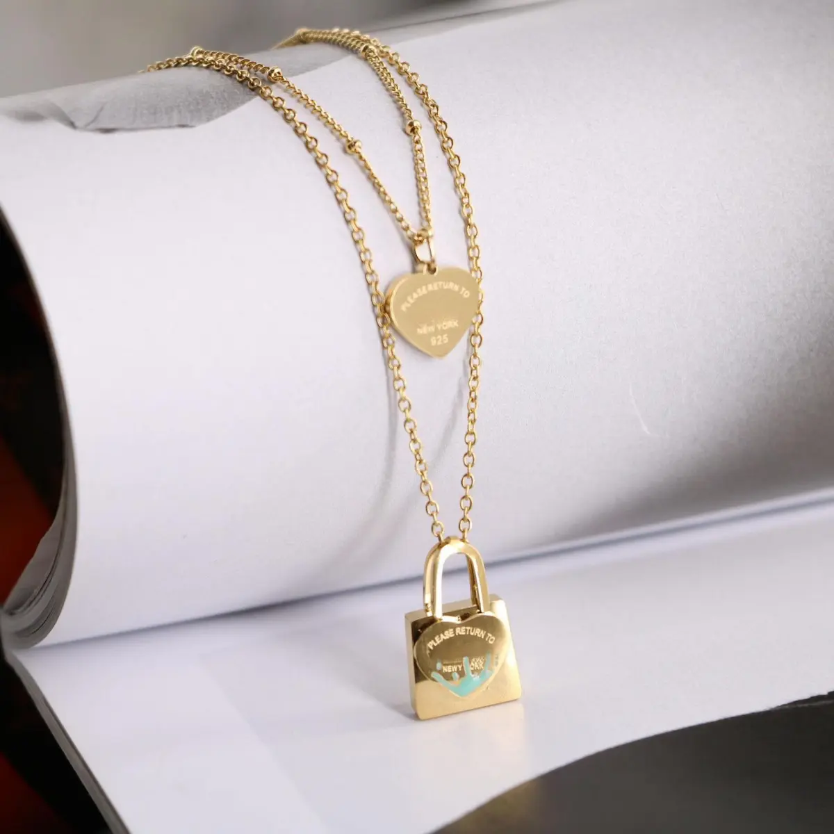 Women's Gold Double-Layer Clavicle Chain - Blue Oil Dripping Lock Heart Charm, Versatile Double Chain, Everyday Wear, Thoughtful Gift, 1-Piece Fashion Costume Jewelry, TikTokShopCreatorpicks, One-Piece