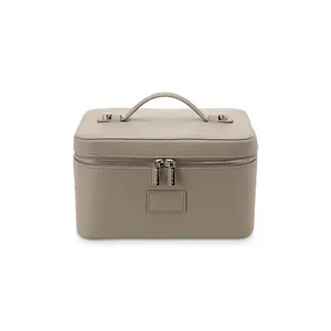 ETOILE COLLECTIVE Vanity Case in Pebble