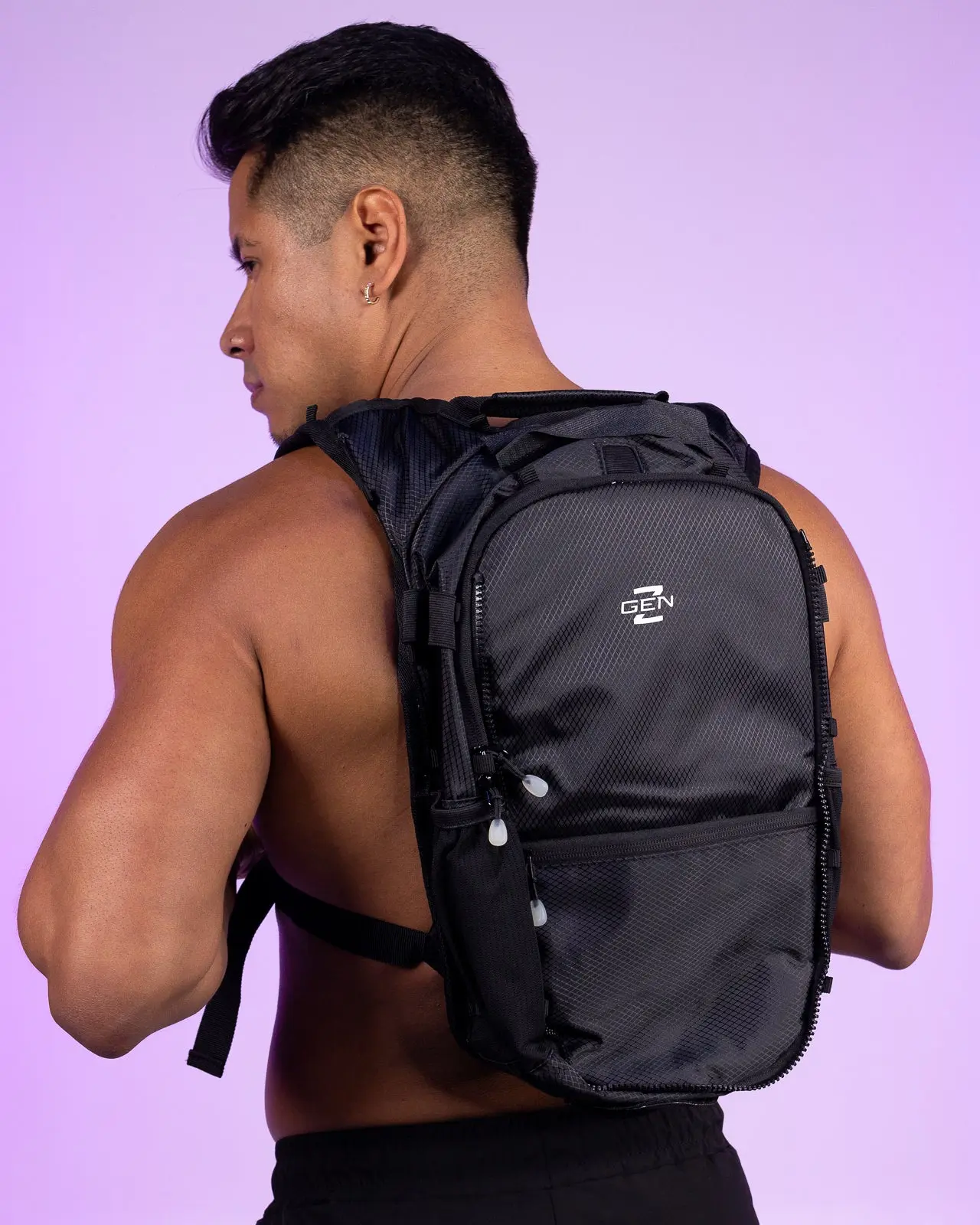 Gen Z Black Hydration Backpack - Perfect for Travel Gen Z Black Hydration Backpack - Perfect for Travel