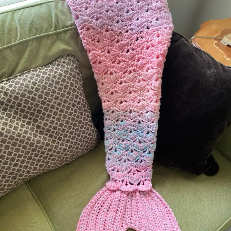 Handmade marmaid tail blanket / crochet