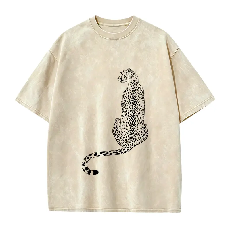 Leopard Graphic T-Shirt: Oversized Jungle Tee