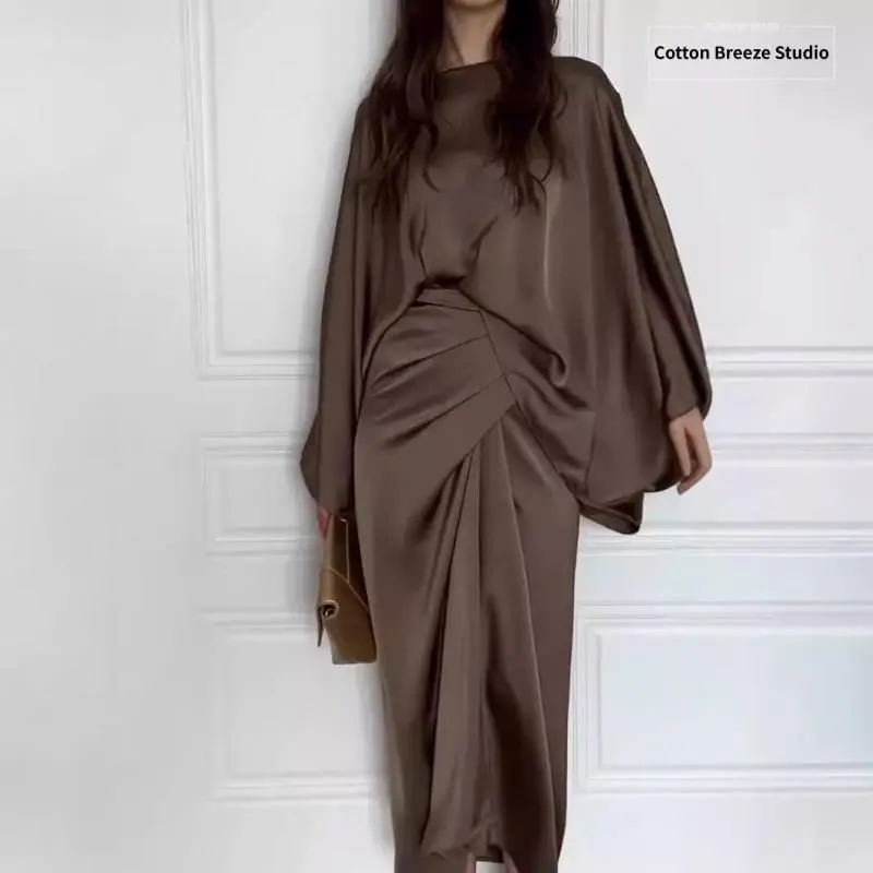 Women's 2026 Spring New Petite Long-Sleeve Casual Dress Coat with Long Skirt, Minimalist Basic Batwing Design, Gentle Casual Wear