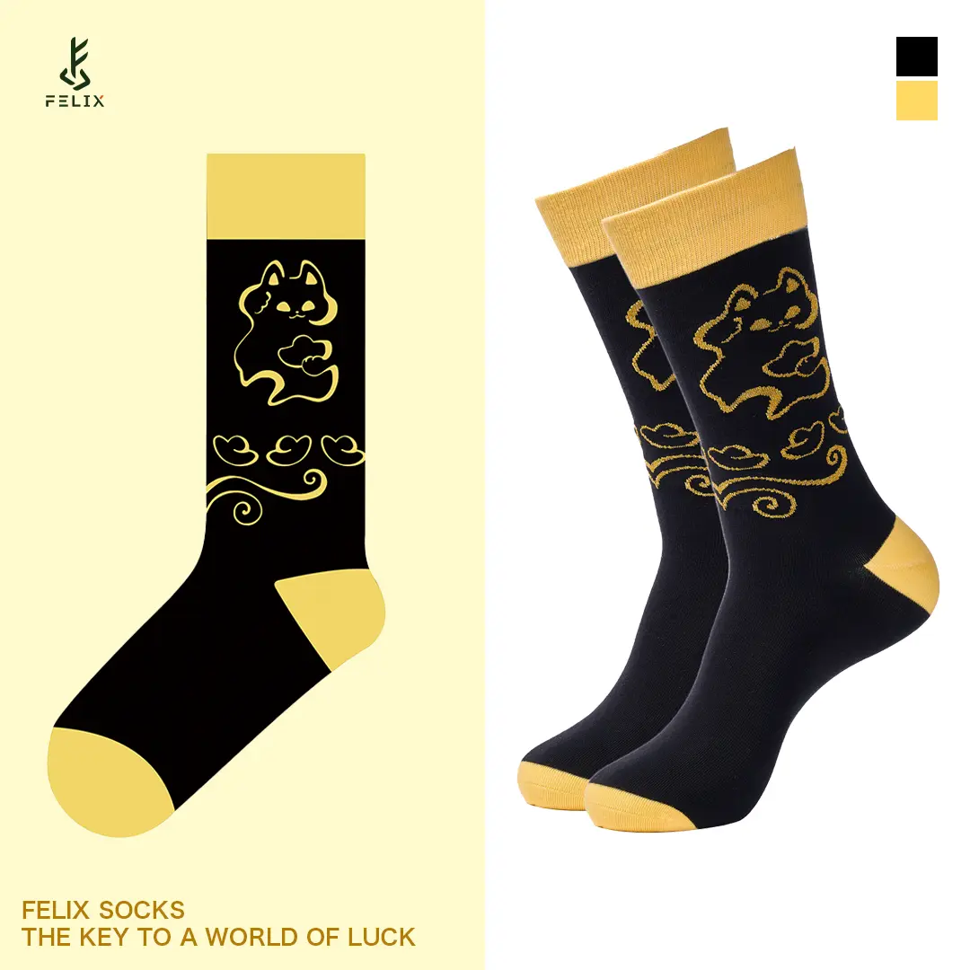 Felix Socks Maneki-Neko Fortune Cat Socks Japanese Beckoning Cat Socks Maneki-Neko Wealth Symbol Cute Kawaii Design to Attract Money & Customers Black with Gold Accents