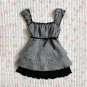 Women’s plaid-pattern suspender top, Harajuku ’90s emo style, with bow decoration; grunge/punk rock aesthetic; hip-hop fashion; casual women’s top