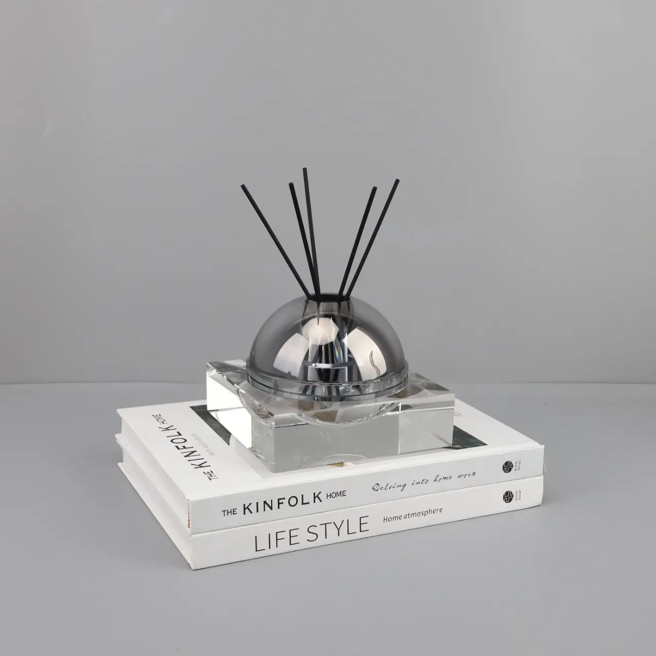 [RH]Crystal Diffuser Stone| Smoke Gray Geometric - Minimalist Luxury for Cozy Home Vibe