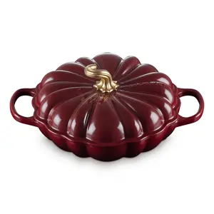 Le Creuset 2.75 qt. Signature Pumpkin Braiser