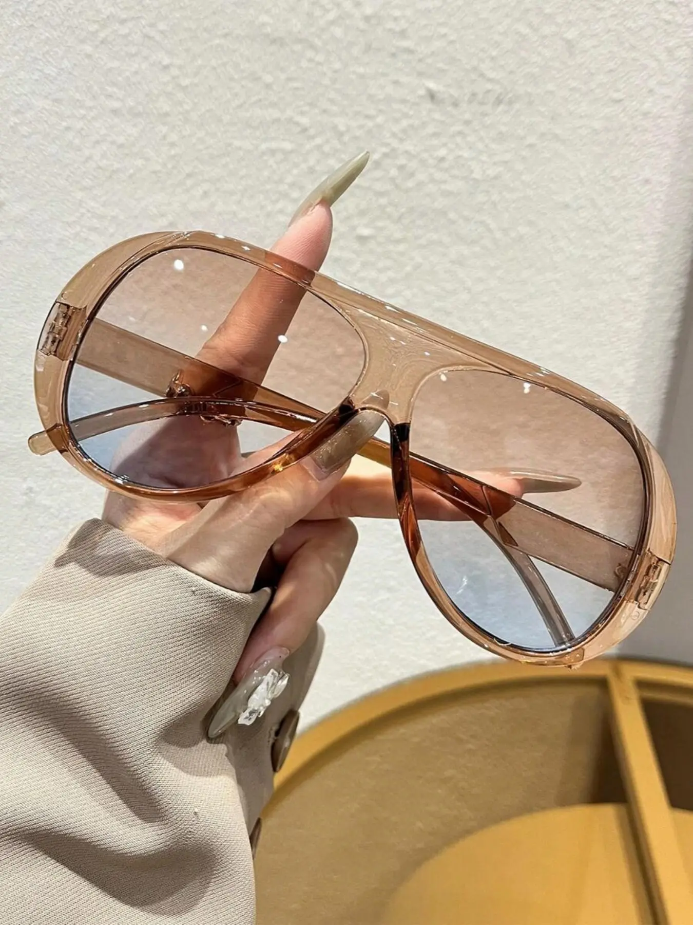 New Retro Design Oversized Square Fashion Glasses, High-End Street Style Party Holiday Daily Casual Eyewear, Women's Beach Accessory Vintage Sunglasses, Trendy Sun Glasses, Square Frames Sunglasses, Street Style Shades, Trendy Streetwear Sunglasses