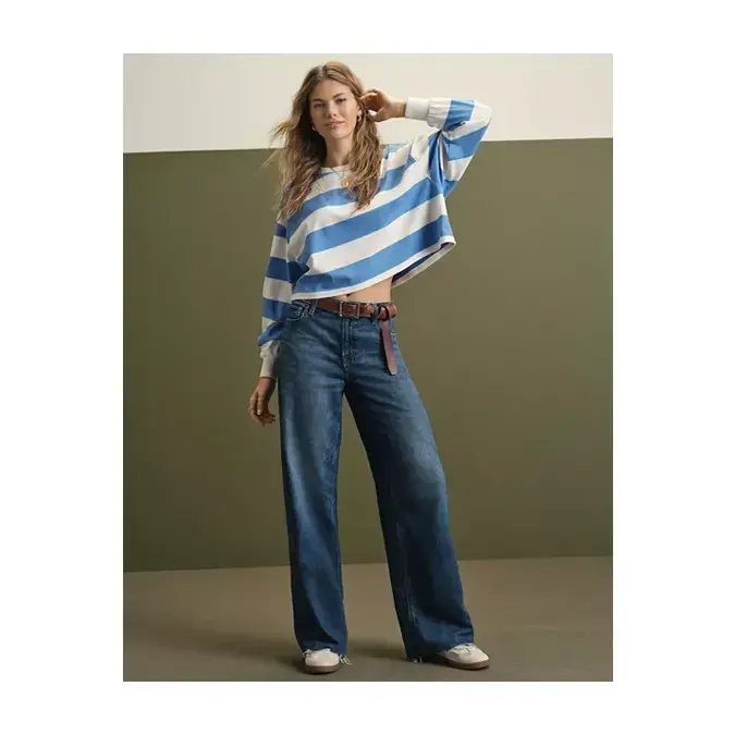 AE Super High-Waisted Baggy Wide-Leg Jean