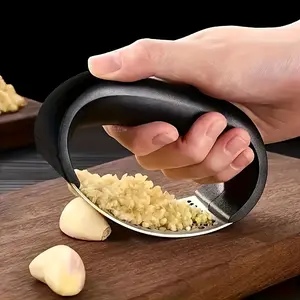 Ergonomic Stainless Steel Garlic Press, Compact Size Manual Vegetable Slicer and Fruit Masher, Durable Metal Structure, No Power Needed, Modern Kitchen Tool, Kitchen Utensils, Kitchen Gadgets with Ergonomic Grip