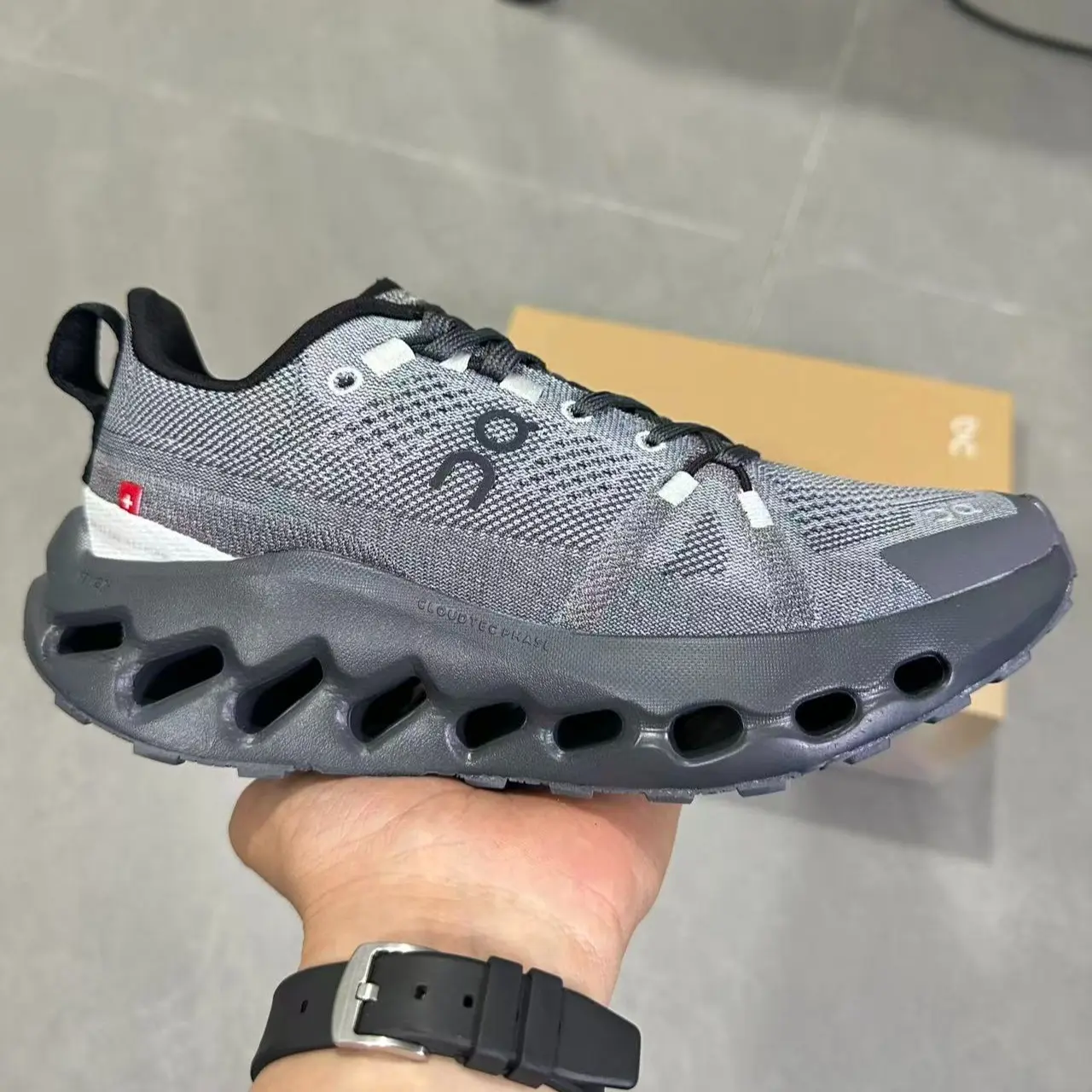 Grey Breathable Mesh Running Shoes Dark Grey Hollow Cushion Thick Sole Trainers Lightweight Outdoor Athletic Walking Footwear
