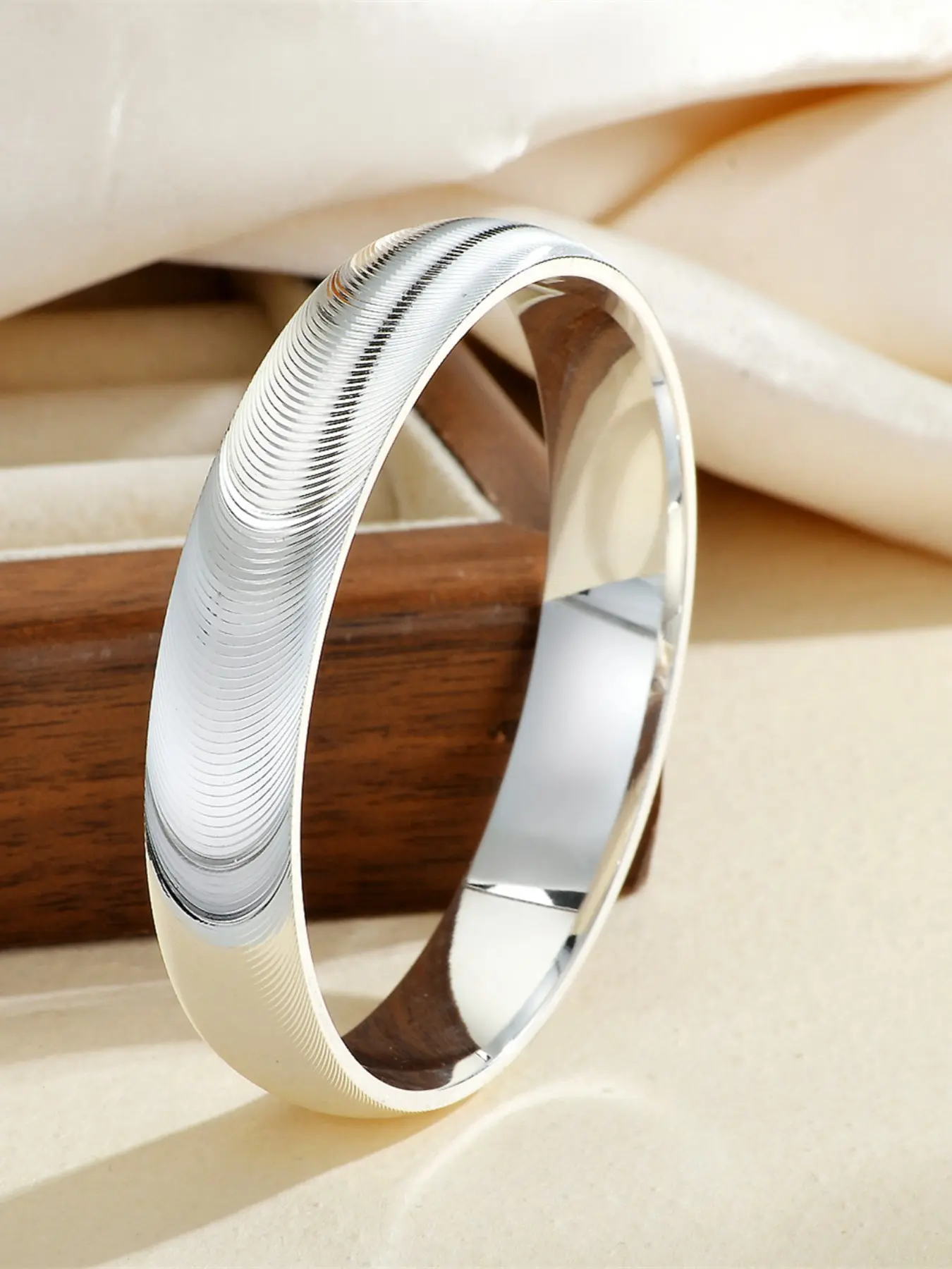 Elegant Silver Color Bangle Bracelet, Boho Style All-Over Print, Solid Copper Chain, Perfect Gift for Her, Ideal for All Seasons, Boho Style Bangles