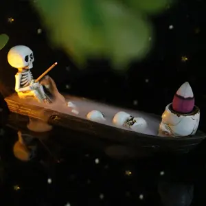 Creative Skeleton Fishing Boat Design Incense Burner, Backflow Smoke Effect Incense Burner with Incense Sticks & Fragrance Blocks, Halloween Gift, Scented, Aromatherapy Scent Diffuser