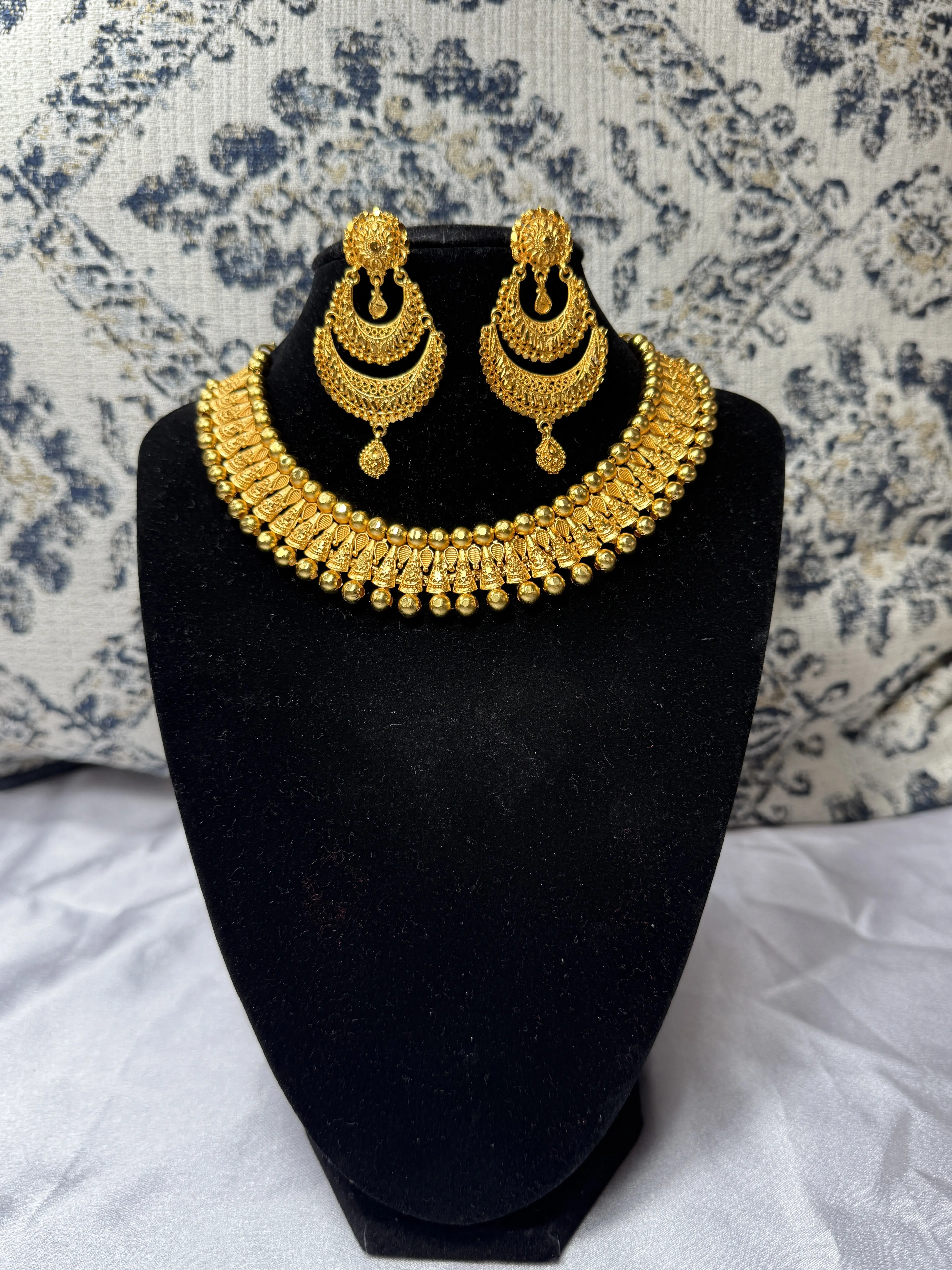 Gold Plated Necklace with earrings