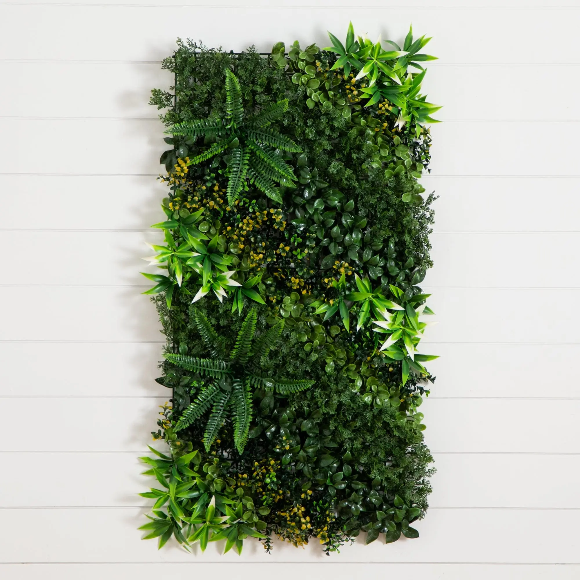 20-in x 40-in UV-Resistant Hawaiian Theme Artificial Grass Wall Panel Decor, Lifelike Fake Plant Indoor-Outdoor Garden Accent with Foliage & Custom Look Decorative Fences