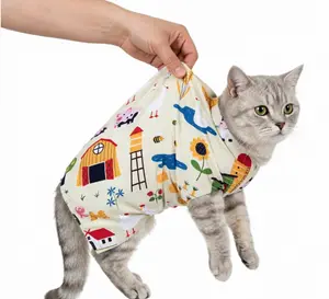 Cat wrapping cloth for small pets, specially designed for cutting nails, giving medication, and preventing scratches, with an enlarged size and self-adhesive magic tape bath bag