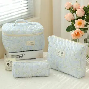 Floral Pattern Makeup Bag Set, 3 Counts Large Capacity Travel Cosmetic Bag, Travel Toiletry Bag, Zipper Makeup Organizer Pouch, Versatile Storage Bag for Travel, Gym, Office, Home, Travel Essentials Bag