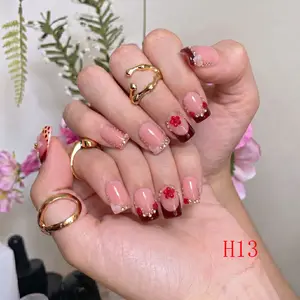 Nailbeebee H13 0.8 inch Handmade Press-On Nails | Reusable,Salon-Quality,Long-Lasting,Glossy Design |  For Daily Office & Workplace,Date Nights & Romantic Outings,Shopping & City Leisure Trips,Holiday & Short Travels