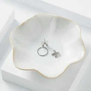 Ceramic Petal Jewelry Tray, Decorative Trinket Dish for Storage & Display, Home Jewelry Organizer, Perfect Valentine's Day Home Decoration Gift, Ring Holder