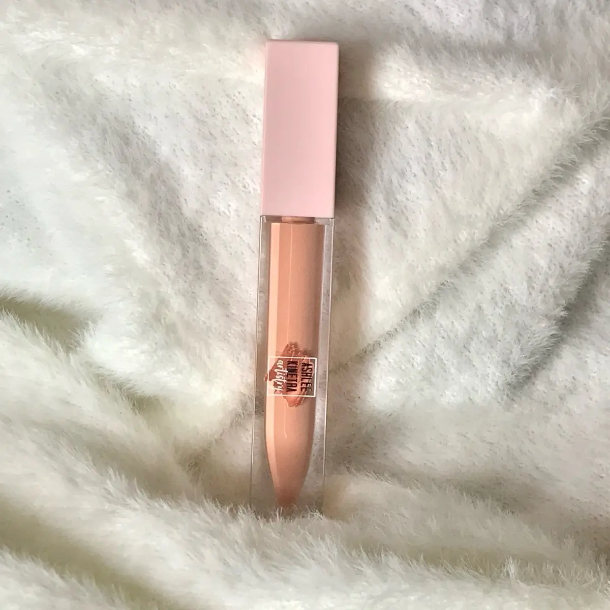 The Prettiest Nudes Matte Lipstick