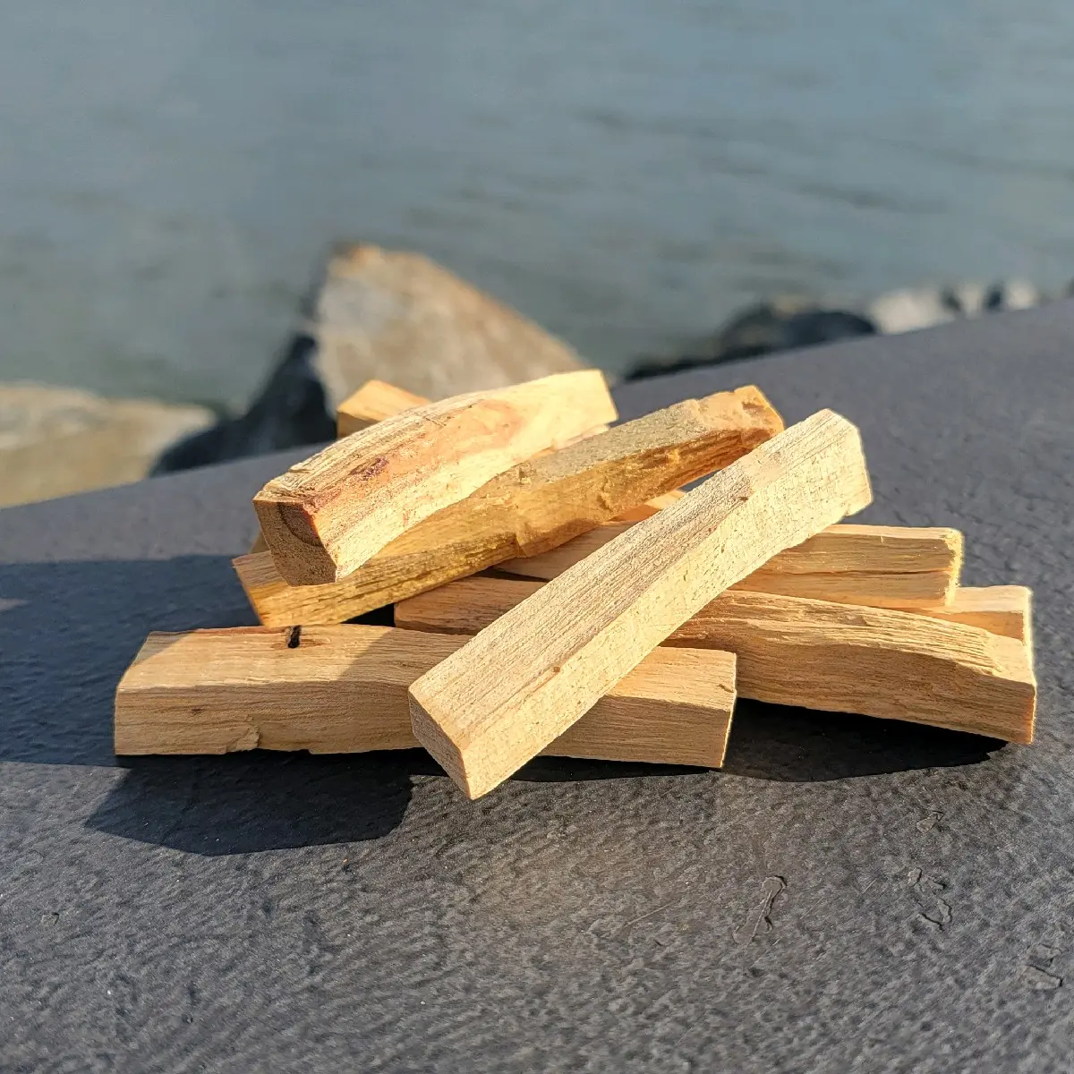 Palo Santo Sticks & Chips, smudge sticks - Naturally Scented Palo Santo Sticks & Chips, smudge sticks - Naturally Scented