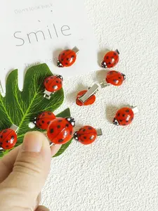 10pcs Ladybug Hair Clips for Girls, Hair Clip Set, Non-Slip Hair Barrettes, Fun Animal Hair Accessories for Back to School, Stylish Hair Decoration Clips