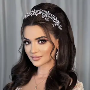 Elegant Rhinestone Tiara Headbands - Luxurious Retro-Style Hair Accessory with Spacious Design and Fashionable Details, Perfect for Bridal Events and Holiday Gatherings