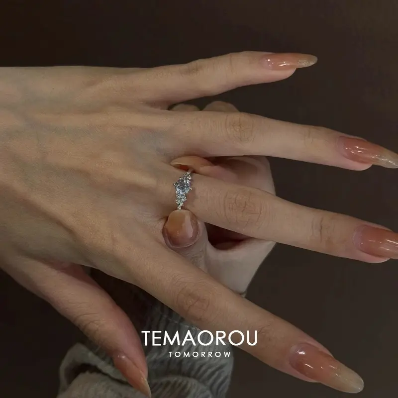 Cool and Elegant Silver Ring with Sparkling Diamonds for Women, Gentle and Graceful Open Diamond Ring, Index Finger Ring, Light Luxury High-End Feel, Pair Ring C30023-JZ