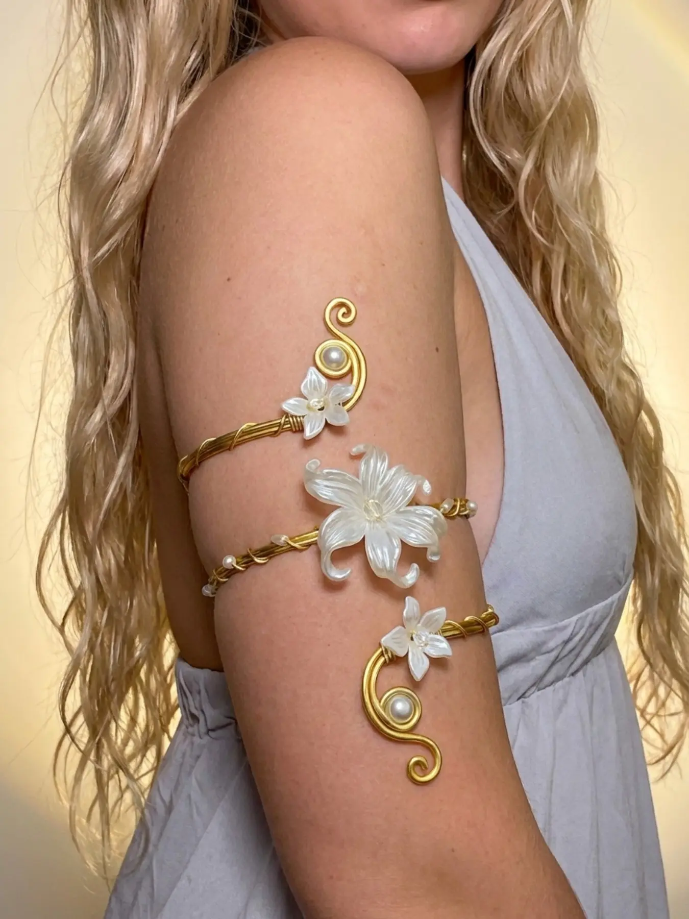 Vintage 3D Lily Flower Armlet, Jewelry Accessories, Elegant New Chinese Style, Anti-Oxidation Process, Perfect for Daily Wear & Parties