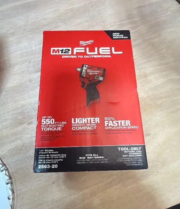 2563-20 Stubby 1/2 in. Impact Wrench MSRP $249 Milwaukee 2SD