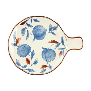 Golden Lion 10-Inch Scallop Shell Plate - Elegant Ceramic Serving Dish for Appetizers, Desserts, and Home Decor