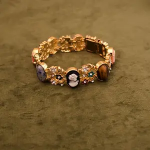 Vintage Retro Cameo Carved Natural Stone Relief Enamel Women's Bracelet Gift
