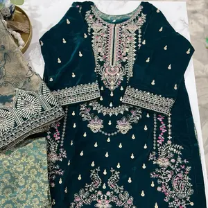 Indian Pakistani Velvet suit for women, Beautiful Dupatta and elegant look with comfortable material. (NO REFUND OR EXCHANGE)